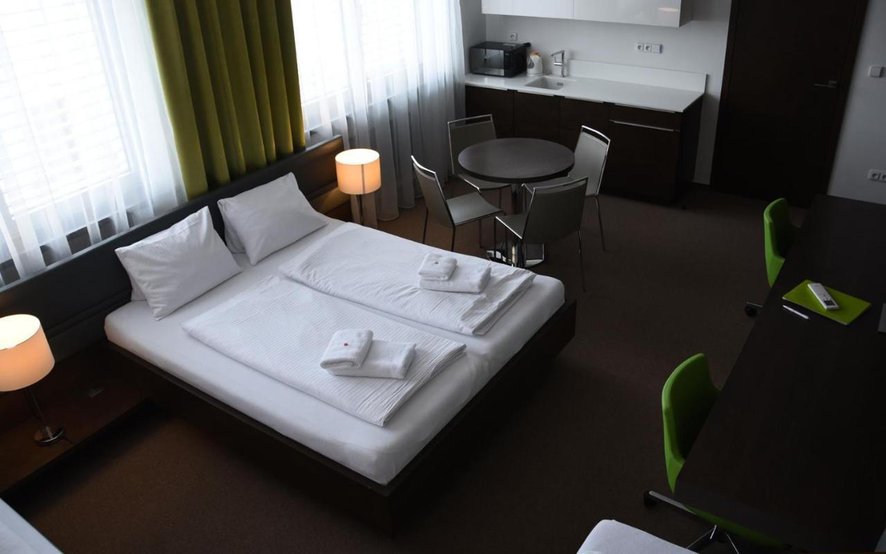 Hotel Harmony Medical & Wellness-Free Parking, 1,8Km From The Center Kroměříž المظهر الخارجي الصورة