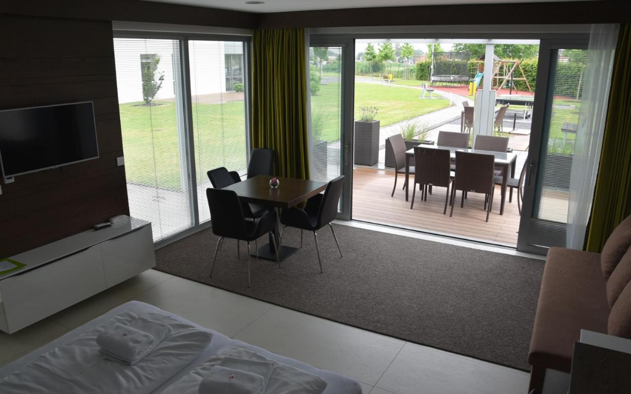 Hotel Harmony Medical & Wellness-Free Parking, 1,8Km From The Center Kroměříž المظهر الخارجي الصورة