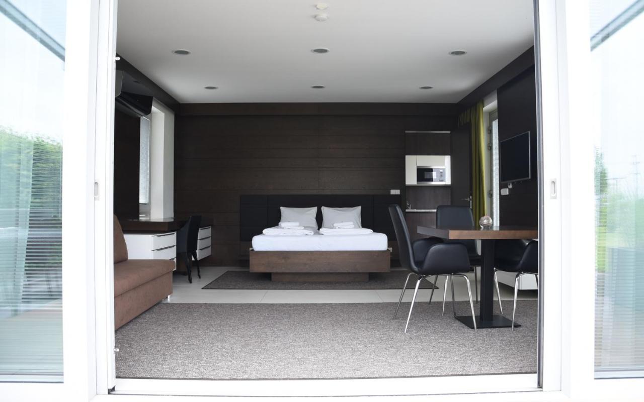 Hotel Harmony Medical & Wellness-Free Parking, 1,8Km From The Center Kroměříž المظهر الخارجي الصورة