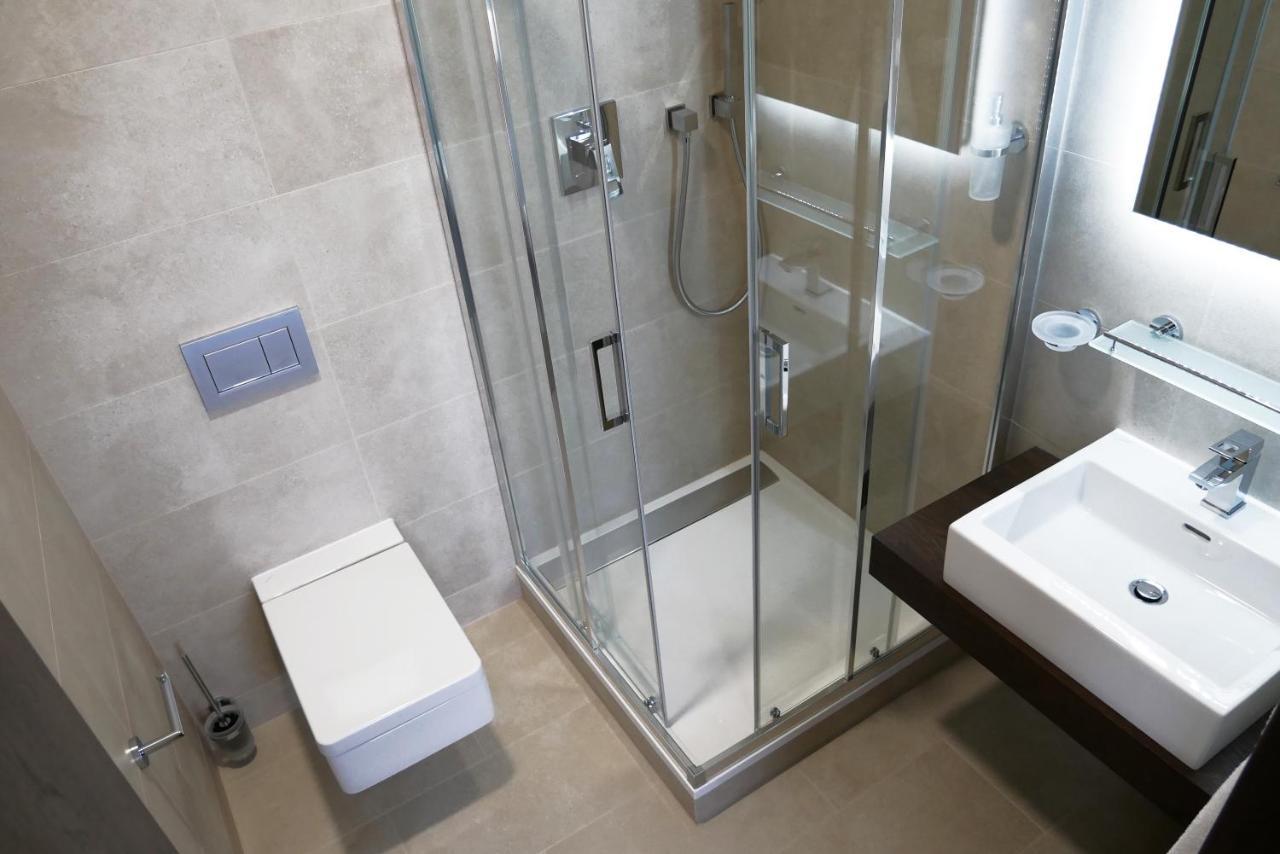 Hotel Harmony Medical & Wellness-Free Parking, 1,8Km From The Center Kroměříž المظهر الخارجي الصورة