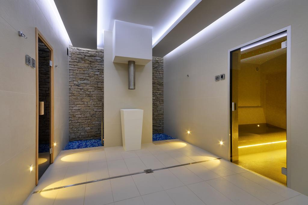 Hotel Harmony Medical & Wellness-Free Parking, 1,8Km From The Center Kroměříž المظهر الخارجي الصورة